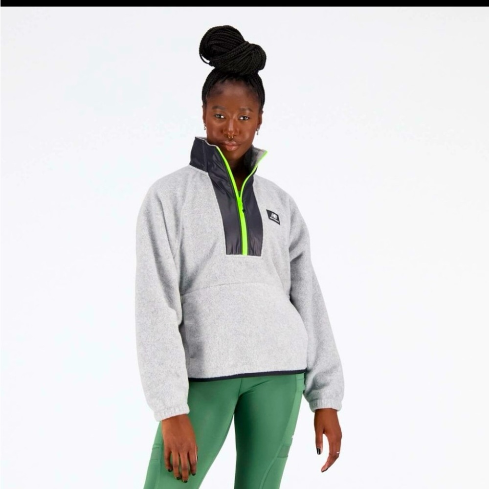 New Balance Wmns Spinnex Fleece Layer Top Women’s Size M Grey Multi
NWOT - Picture 4 of 10